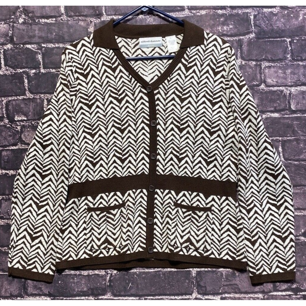 Alfred Dunner Cardigan Sweater Womens Petite Large Brown White Geometric Pockets